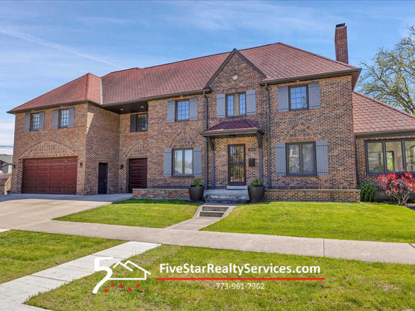 5 Bed 5 1/2 Bath  |  7439 W Lunt  |   Edison Park