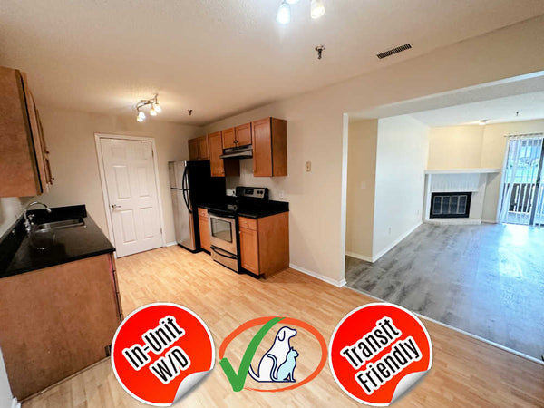 2 Bed 2 Bath  |  1330-C Brook St  |  St. Charles