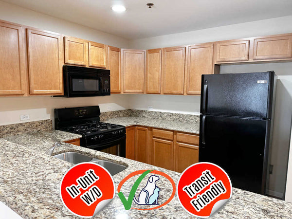 1 Bed 1 1/2 Bath  |  8255 Skokie Blvd #402  |  Skokie