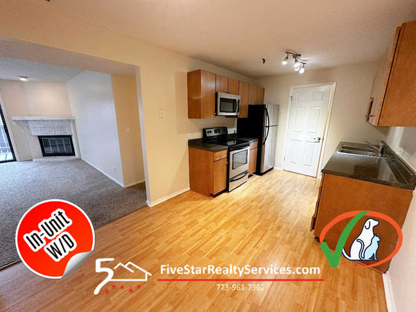 2 Bed 2 Bath  |  1350-K Brook St  |  St. Charles