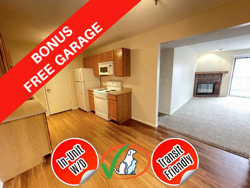 2 Bed 2 Bath  |  1320-J Brook St.  |  St. Charles