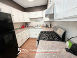 1 Bed 1 Bath  |  415 S Maple #303  |   Oak Park