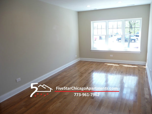 1 Bed 1 Bath  |  3705-102 N Kedzie  |  Irving Park