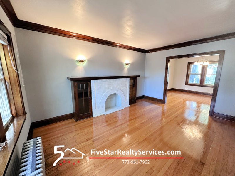 1 Bed 1 Bath  |  3853 N Long  |  Portage Park