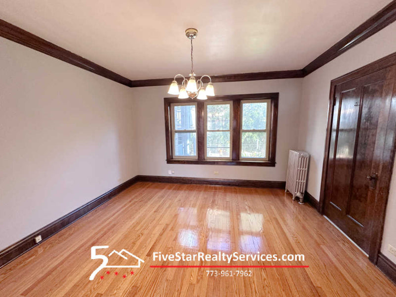 1 Bed 1 Bath  |  3853 N Long  |  Portage Park