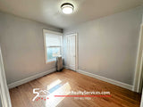 STUDIO  |  4010-7 N Bernard  |  Irving Park