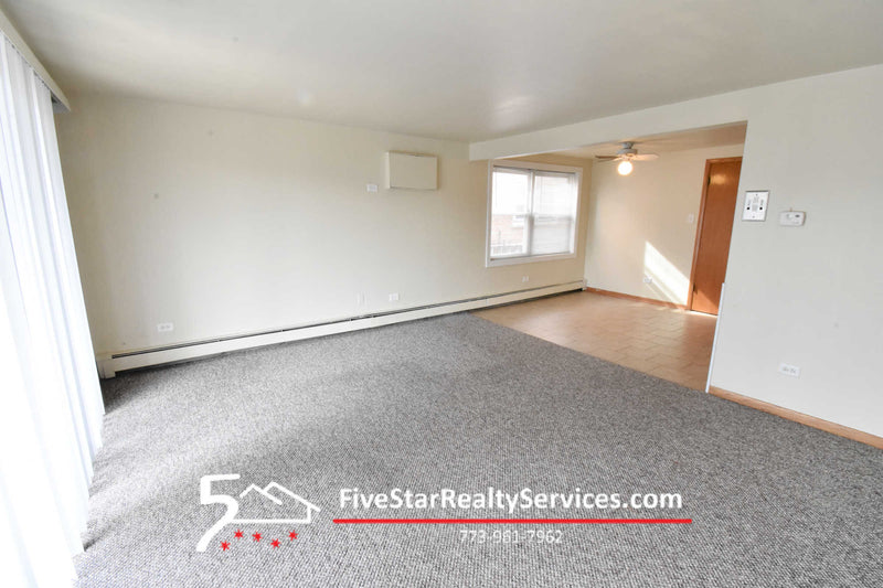 5727 S Kenton  |  Midway  |  1 & 2 Bed Apts
