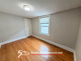 2 Bed 1 Bath  |  4913 N Moody #2  |  Jefferson Park