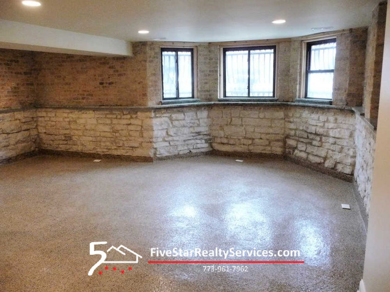 3 Bed 2 Bath  |  1803 W Superior #GDN  |  West Town
