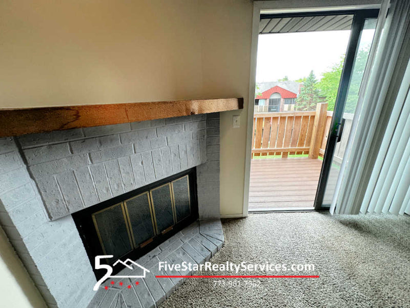 2 Bed 2 Bath  |  1350-L Brook St  |  St. Charles