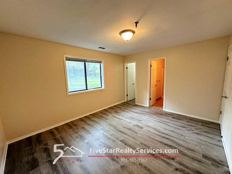 2 Bed 2 Bath  |  1330-C Brook St  |  St. Charles