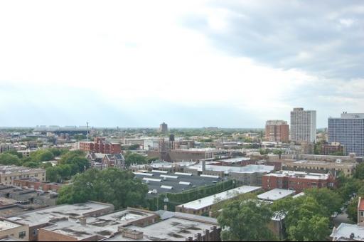 2 Bed 2 Bath  |  555 W Cornelia #1501  |   Lakeview