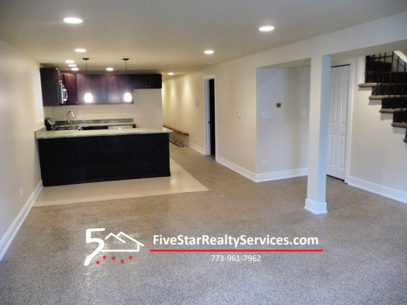 3 Bed 2 Bath  |  1803 W Superior #GDN  |  West Town