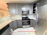 2 Bed 1.5 Bath  |   2222 Rosemont #2E  |  West Rogers Park