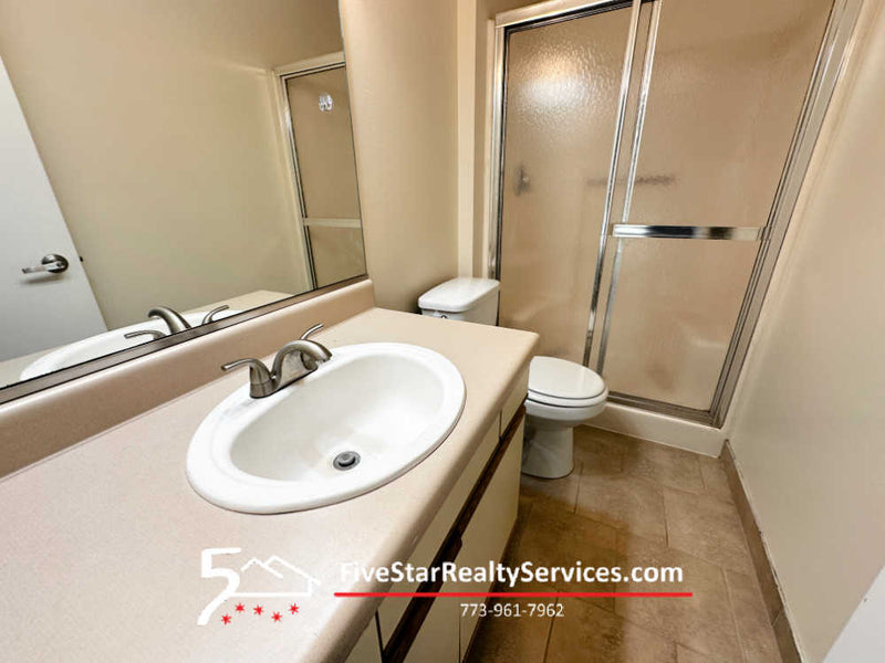 2 Bed 2 Bath  |  1330-D Brook St.  | St. Charles