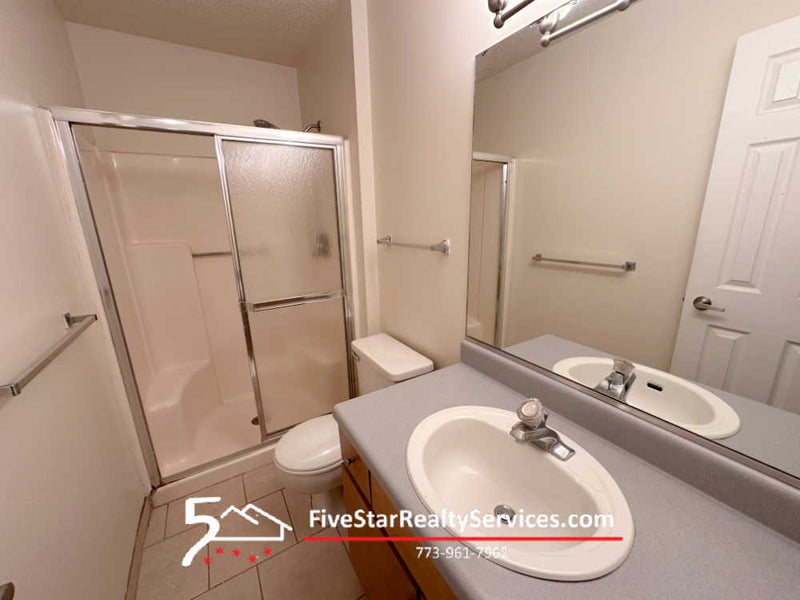 2 Bed 2 Bath  |  1350-J Brook St  |  St. Charles