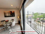 2 Bed 2 Bath  |  5418-3E W Belmont Ave.  |  Portage Park