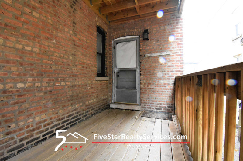 2 Bed 1 Bath  |  4521-1F N Claremnont  |  Lincoln Square