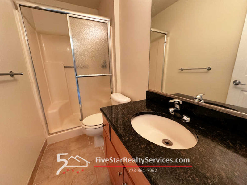 2 Bed 2 Bath  |  1330-C Brook St  |  St. Charles