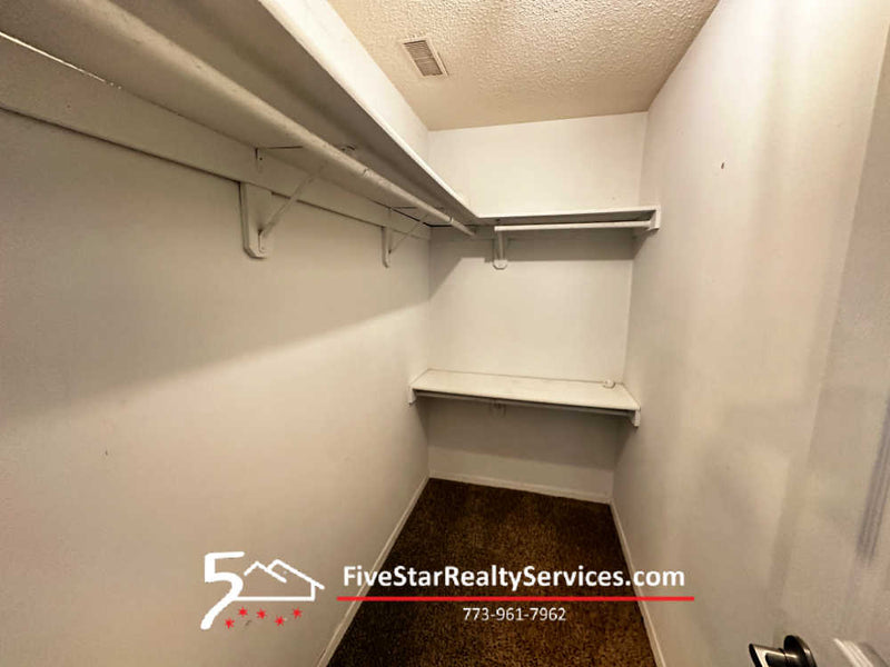 2 Bed 2 Bath  |  1350-K Brook St  |  St. Charles