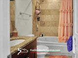 2 Bed 2 Bath  |  7635 1/2 N Greenview  |  Rogers Park