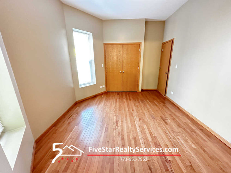 3 Bed 2 Bath  |  639 W Garfield #2  |  Engelwood