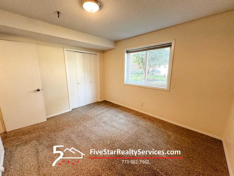 2 Bed 2 Bath  |  1330-D Brook St.  | St. Charles