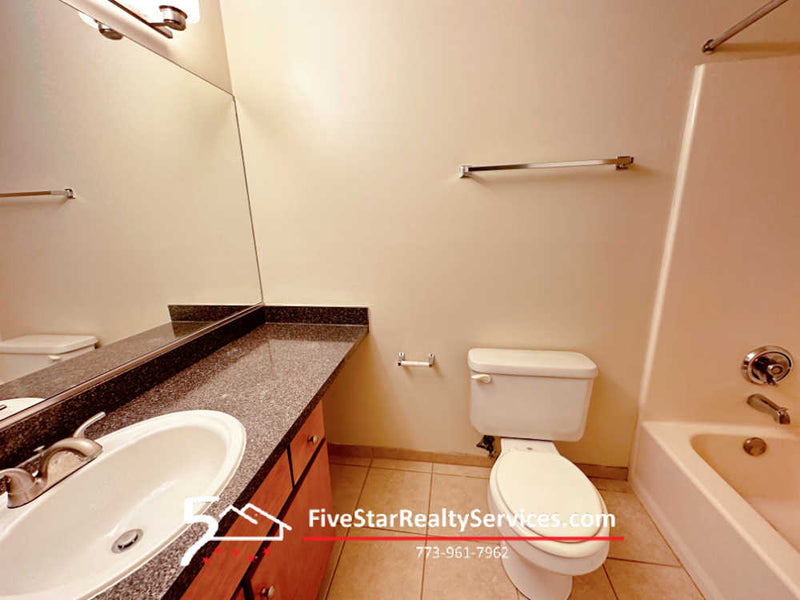 2 Bed 2 Bath  |  1350-K Brook St  |  St. Charles