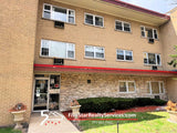 1 Bed 1 Bath  |  415 S Maple #303  |   Oak Park