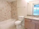 2 Bed 2 Bath  |  8255 Skokie Blvd #303  |  Skokie