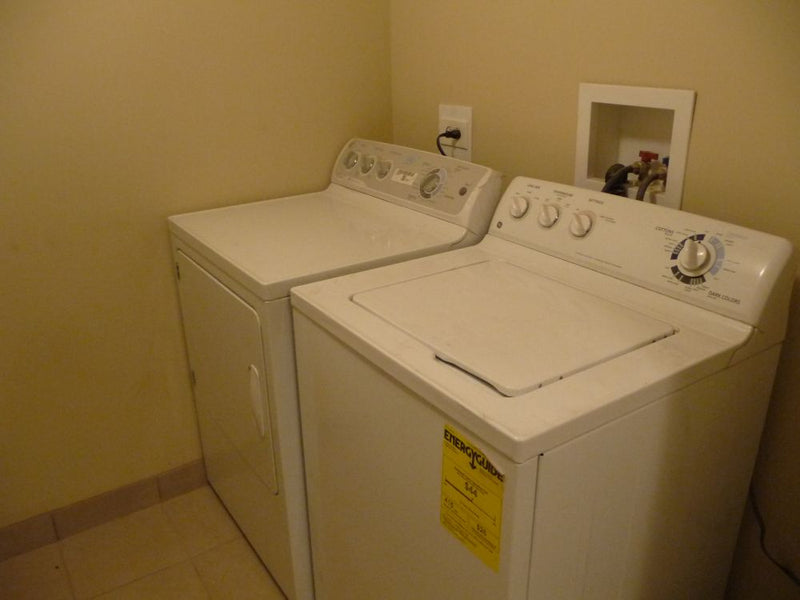 3 Bed 2 Bath  |  1803 W Superior #GDN  |  West Town