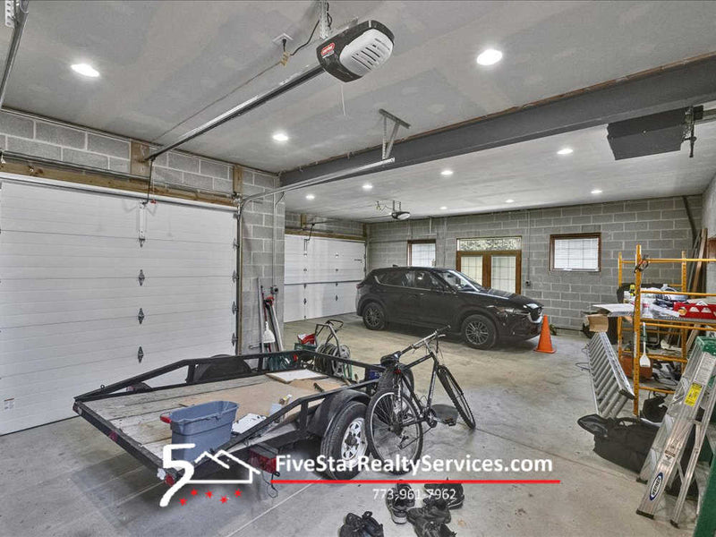 5 Bed 5 1/2 Bath  |  7439 W Lunt  |   Edison Park