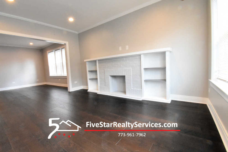2 Bed 1 Bath  |  4205-2 N Pulaski  |  Irving Park