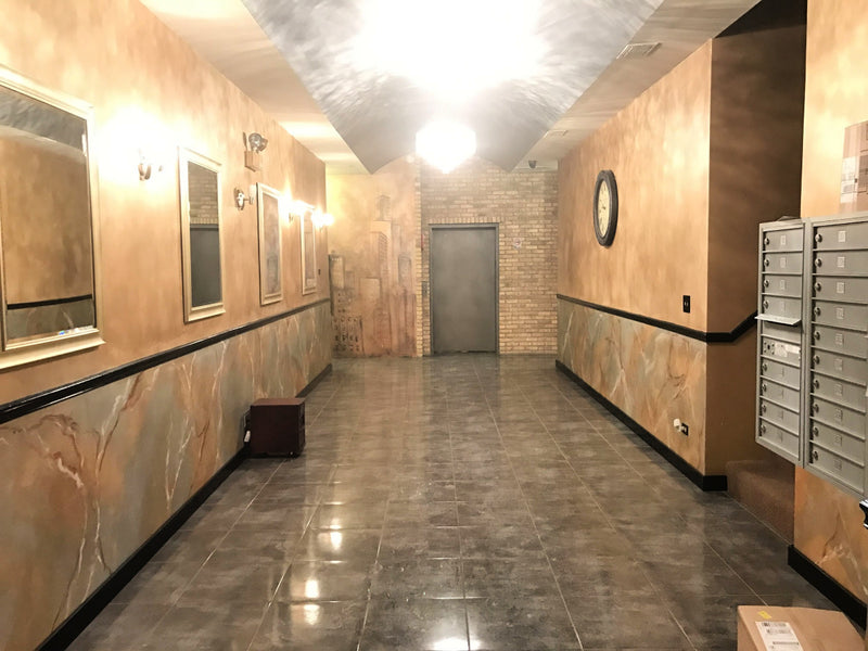 2 Bed 2 Bath  |  3705-405 N Kedzie  |  Irving Park