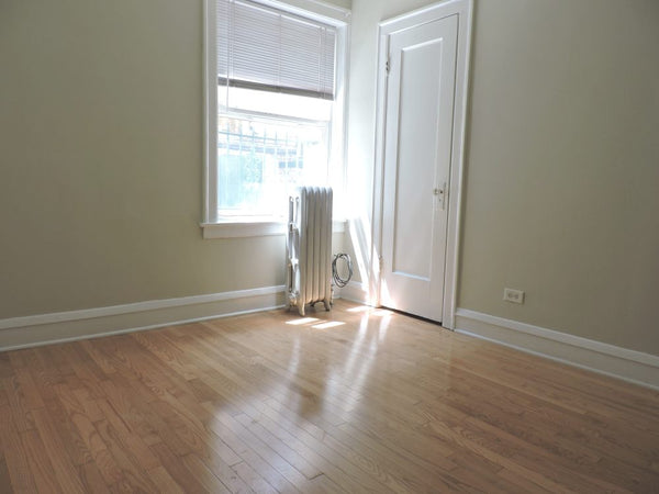 STUDIO  |  4010-7 N Bernard  |  Irving Park